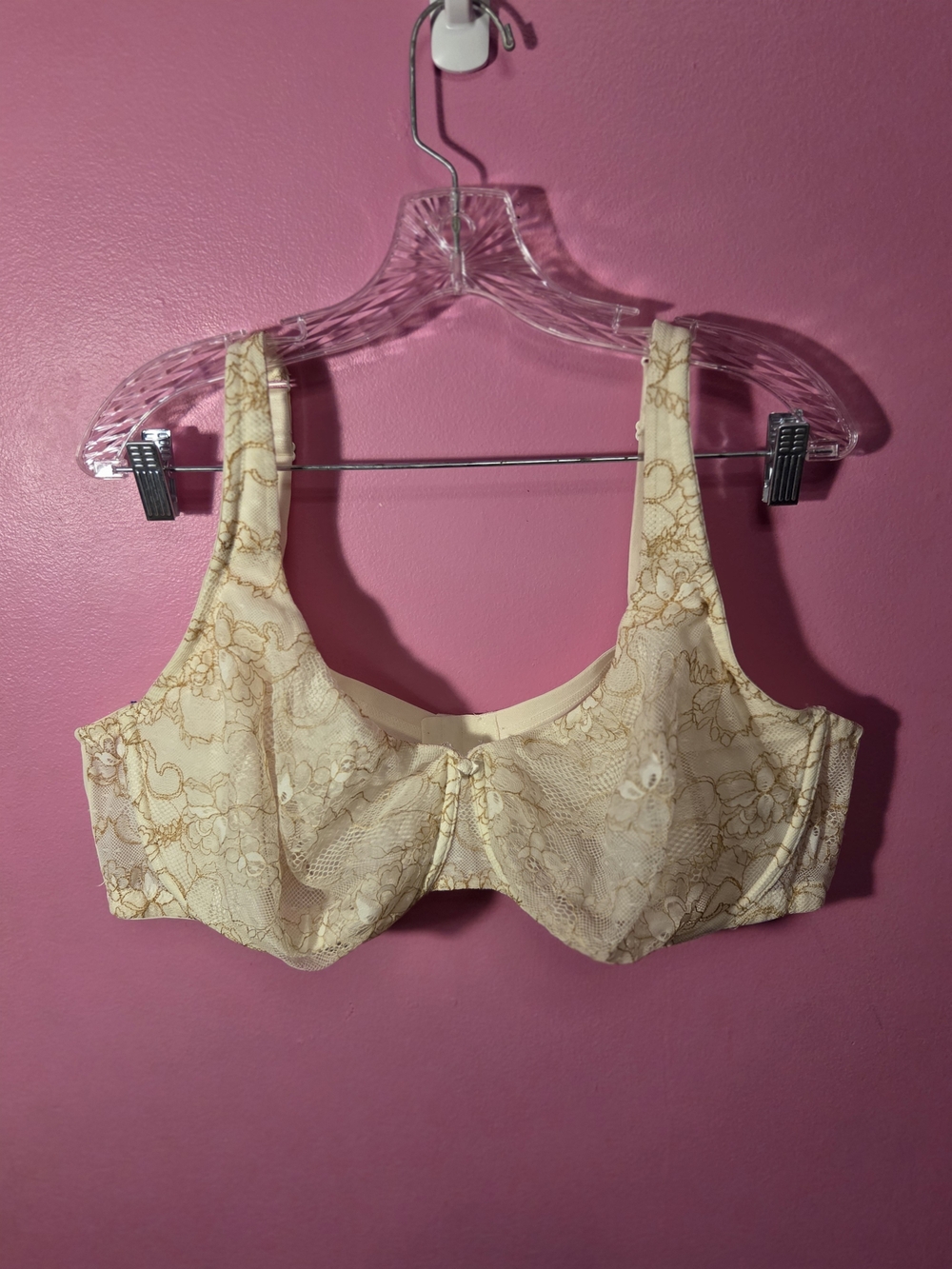 Cacique Lace Underwire Bra in Cream and Gold